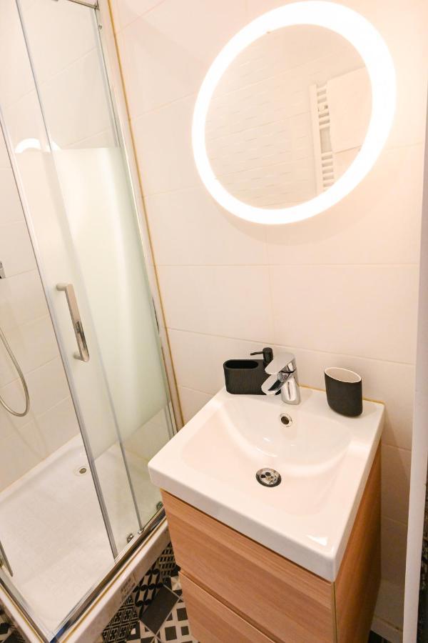 Verdun Dore - Parking Gratuit, Netflix, Balcon, Internet Fibre - 2 Ch Le Havre Exteriör bild